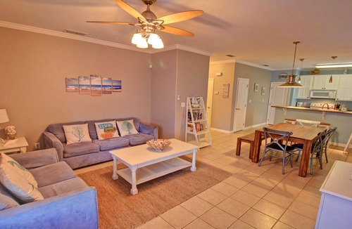 South Padre Island Condo | Great Winter Rates Just 220 steps to the beach
