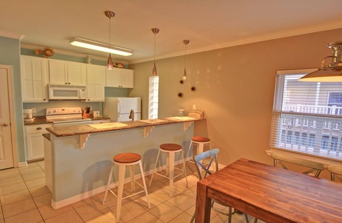South Padre Island Condo | Great Winter Rates Just 220 steps to the beach