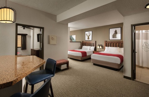 Concord Resort | Great Wolf Lodge Concord