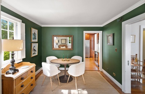 Barracks Rugby House | GreenLeaf | Close to UVA and Downtown, Sleeps 7 with Yard!