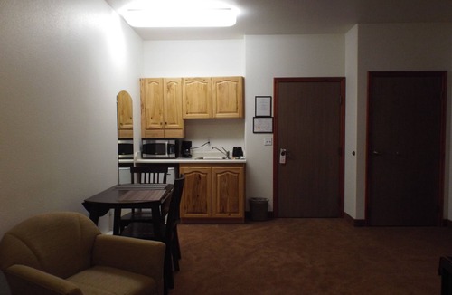 Kalispell Hotel | Greenwood Village Inn & Suites