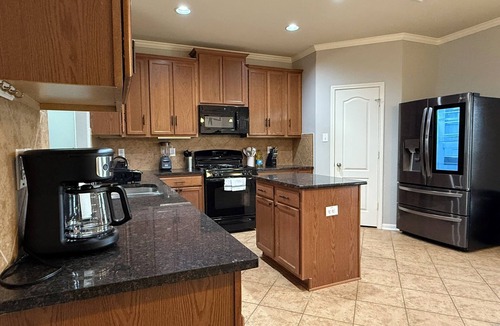 Wetmore House | Group Haven: 9 Beds 3.5 Bath with Pool & Ping Pong Tables at Southern Knoll