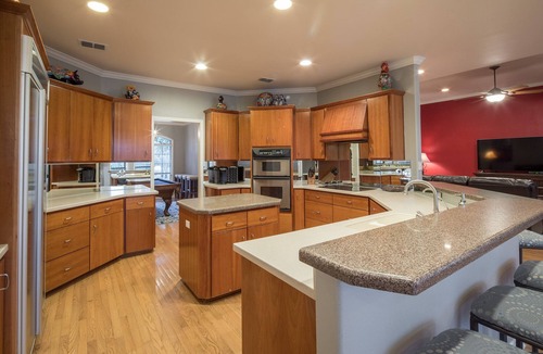 Gruene House | Gruene Vista on the Guadalupe - 1 mi to Gruene, 3 mi to Downtown NBTX, Panoramic Hill Country Views