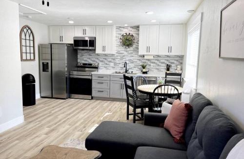 Idaho Falls Apartment | Guest Suites 1996 #3 - Cozy 1 bedroom 1 bath suite