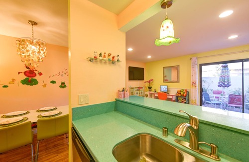 Hermosa Village House | /GVH3/Closest Walk2Disney+CUTE+Wifi+Netflix+Pool+Spa+ 2 Parking