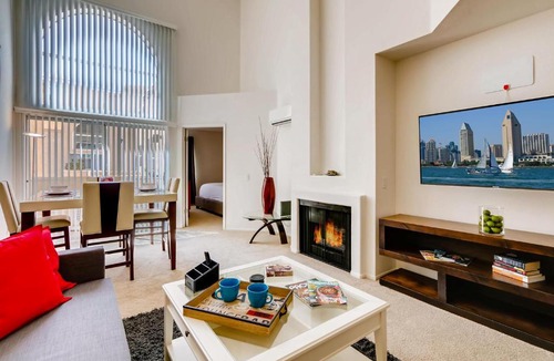 Downtown San Diego Apartment | H2 -NEW Gorgeous Downtown San Diego 1 Bedroom + Upstairs Bedroom Loft!