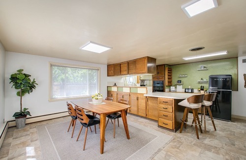 East End House | #HabitueHomes - Eagle Rock Base Camp