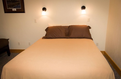 Essex Hotel | Halfway Hotel