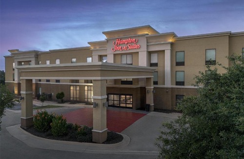 Georgetown Hotel | Hampton Inn and Suites Georgetown/Austin North, TX