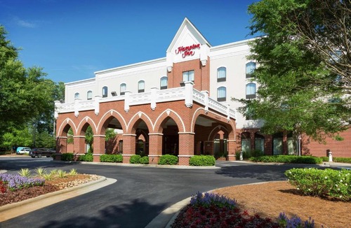 Belmont Hotel | Hampton Inn Belmont at Montcross