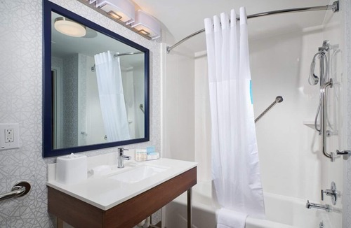 Butte Hotel | Hampton Inn Butte