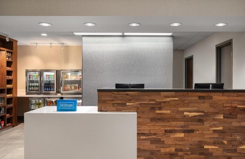 Dentsville Hotel | Hampton Inn Columbia Northeast-Fort Jackson Area