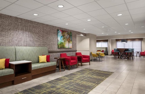 Dentsville Hotel | Hampton Inn Columbia Northeast-Fort Jackson Area