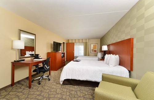 Auburn Hills Hotel | Hampton Inn Detroit/Auburn Hills South