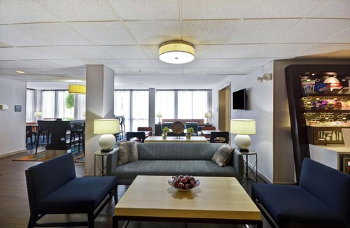 Madison Heights Hotel | Hampton Inn Detroit Madison Heights South Troy