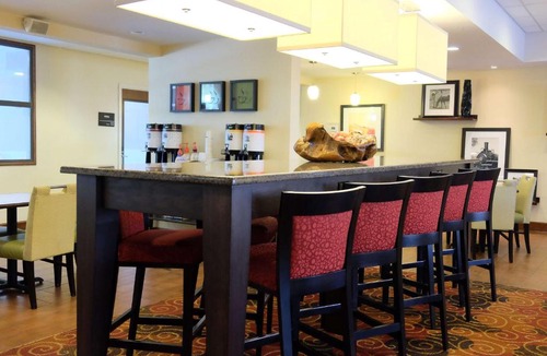 Lima Hotel | Hampton Inn Lima