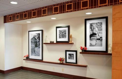 Seymour Hotel | Hampton Inn Seymour