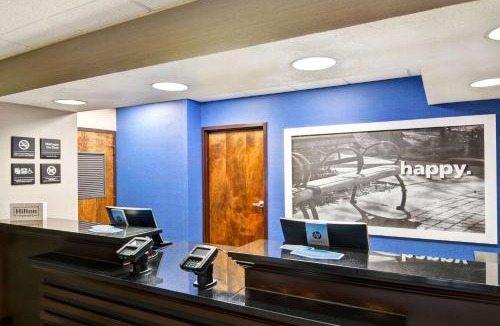 State College Hotel | Hampton Inn State College
