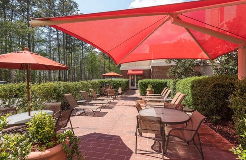 Florence Hotel | Hampton Inn & Suites Florence-North-I-95