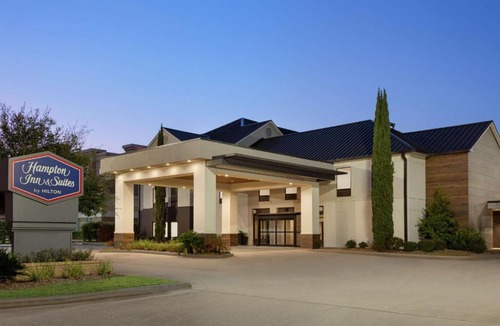 Houston Hotel | Hampton Inn & Suites Houston-Cypress Station