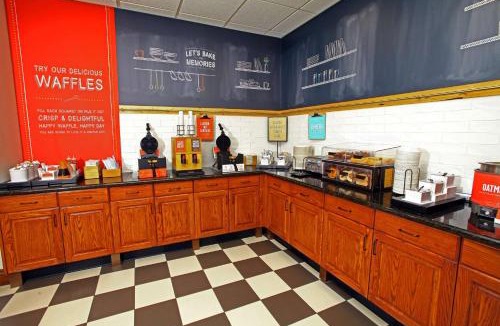 Nampa Hotel | Hampton Inn & Suites Nampa at the Idaho Center