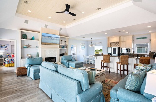 Port Bolivar House | Happy Hours - 2nd row, Gulf View, Cargo lift, gated community
