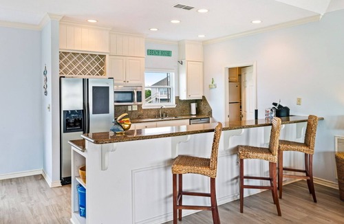 Port Bolivar House | Happy Hours - 2nd row, Gulf View, Cargo lift, gated community