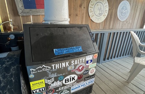 Port Mansfield Condo | Harborfront condo with boat slip and fishing light