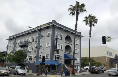 Little Italy Hotel | Harborview Inn & Suites-Convention Center-Airport-Gaslamp-Seaworld-Zoo-Balboa Park