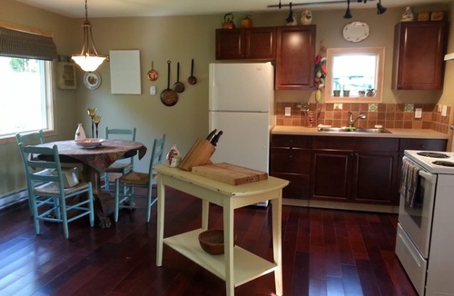 Agassiz Cottage | Harrison Charming Country Cottage