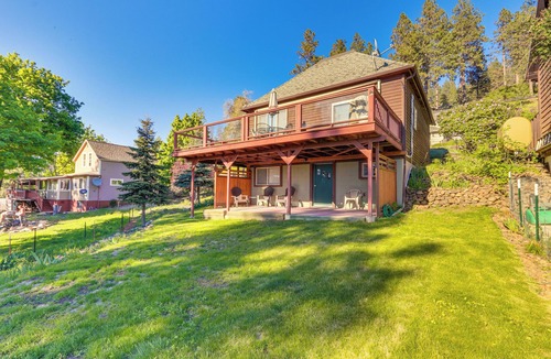 Harrison House | Harrison Home w/Grill & Lake Views: Walk to Town!