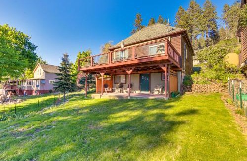 Harrison House | Harrison Home with Grill and Lake Views Walk to Town!