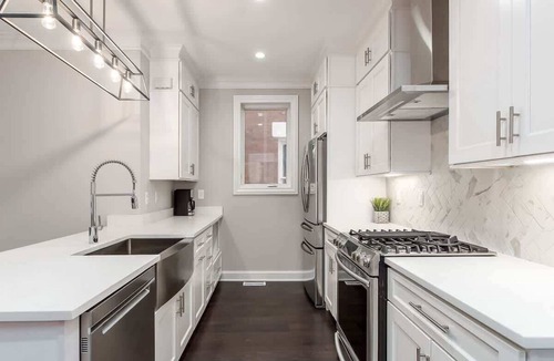 Downtown Columbus House | Harrison West 6BR New Build Family Friendly