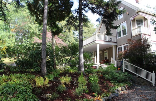 Piety Corner House | Harvard House: Make Your 2025 Family Gathering Unforgettable"