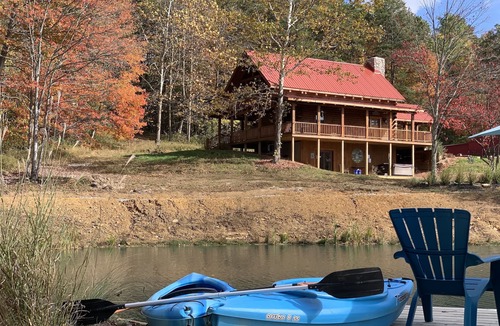 Laurelville House | Hawking Pond Cabin - Located in Hocking Hills, Ohio.