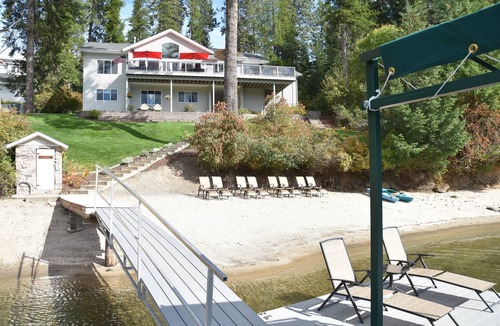 Hayden House | Hayden Lake Sunlit & Spacious Reunion Home -7 Bedrooms - Sleeps Up To 17!