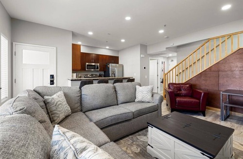 Downtown Boise House | *Heart of Downtown*Balcony*Parking*300Mbps*BBQ