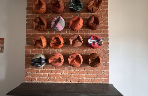 Midtown House | Heart of Midtown - The Dugout @ Willis St Retreat