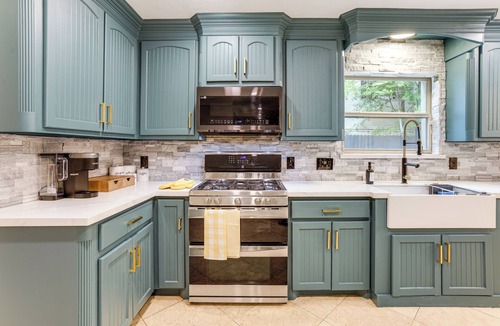 Ponderosa Forest House | Heated Pool, Hot Tub, Game Room: Houston Group Gem