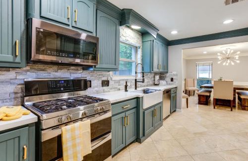 Ponderosa Forest House | Heated Pool, Hot Tub, Game Room: Houston Group Gem