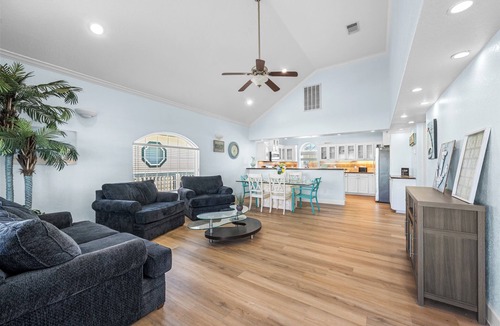 Surfside Beach House | Heavenly Sunset.A House With Amazing Views And Just Steps From The Beach