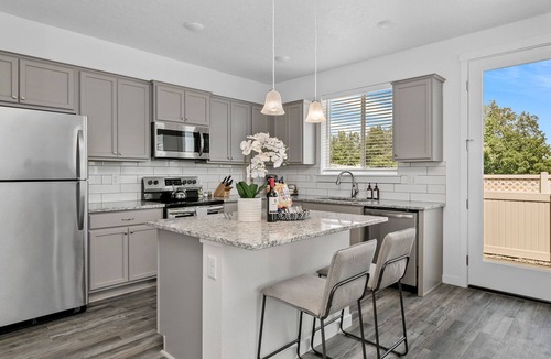 Meridian House | Hensley Home : Family friendly, relaxing retreat