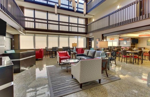 Sugar Land Hotel | Heritage Inn Suites Houston Sugar Land, Trademark by Wyndham