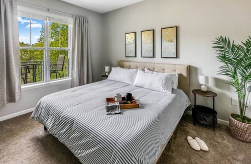 Mount Mourne Apartment | Herons Perch, Lake View Getaway, w/Elevators