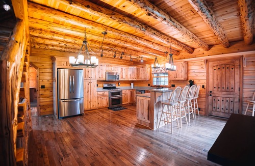 Alliance Cabin | Hickory Lane Farm is all you need for an amazing vacation!