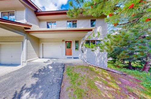 Big Sky Apartment | Hidden Village 20