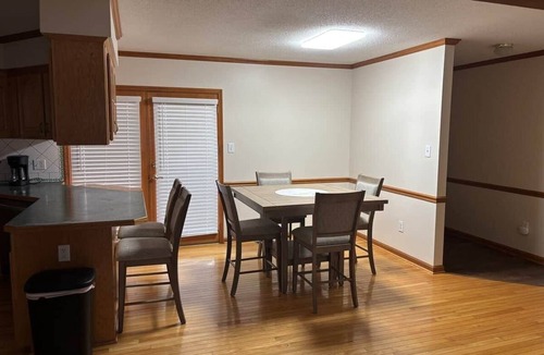 Mebane House | Hideaway by Tanger Outlets