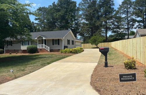 Mebane House | Hideaway by Tanger