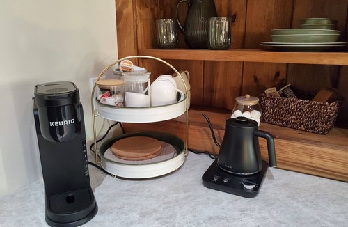 Kossuth Cottage | Hideaway Haven Farm Cottage Experience