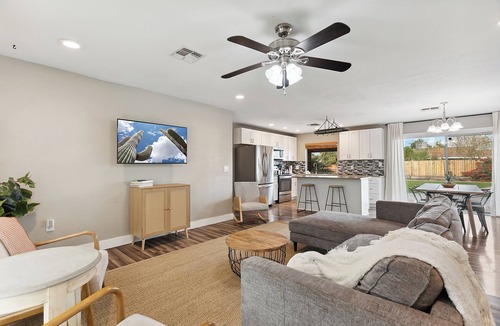 Mesa Grande House | High Speed Internet, Smart Monitor, Double Shower